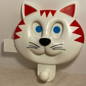 Vintage Cat Face Hook Happy Animal wall hanger kids towel hook 1980s 80s retro